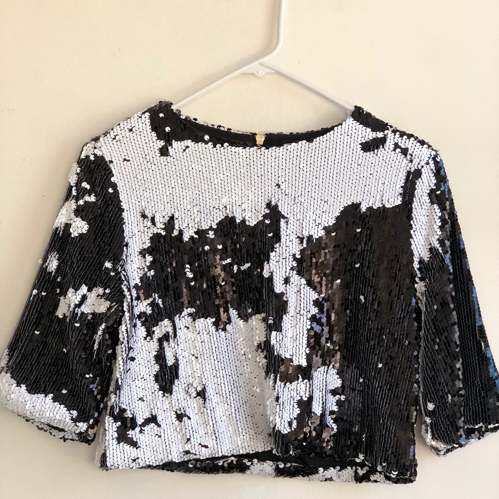 SEQUINS CROP TOP